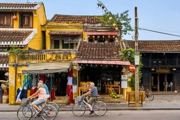 רכיבה על אופניים בהוי אן