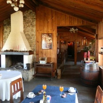 Auberge de la Plaine des Jarres